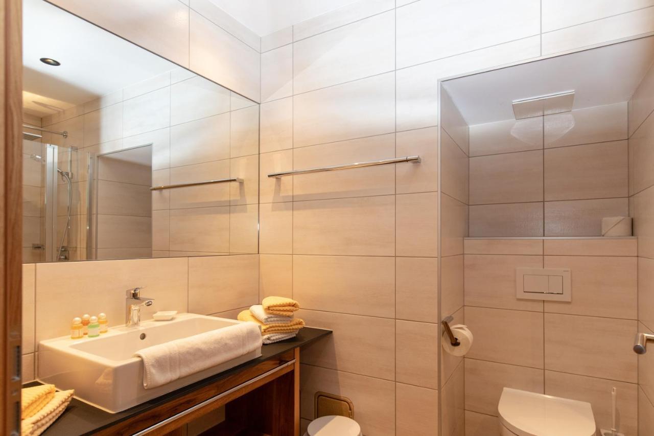 Hotel Neder ايشجل المظهر الخارجي الصورة